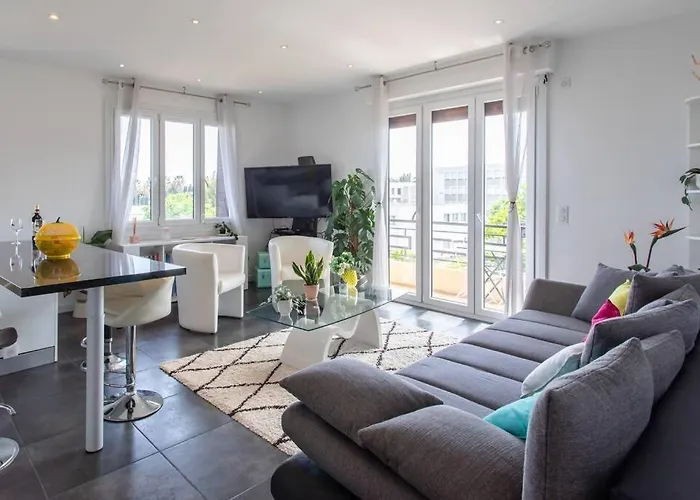 L27 2p Jasmins Sea View Parking & Ac Nice
